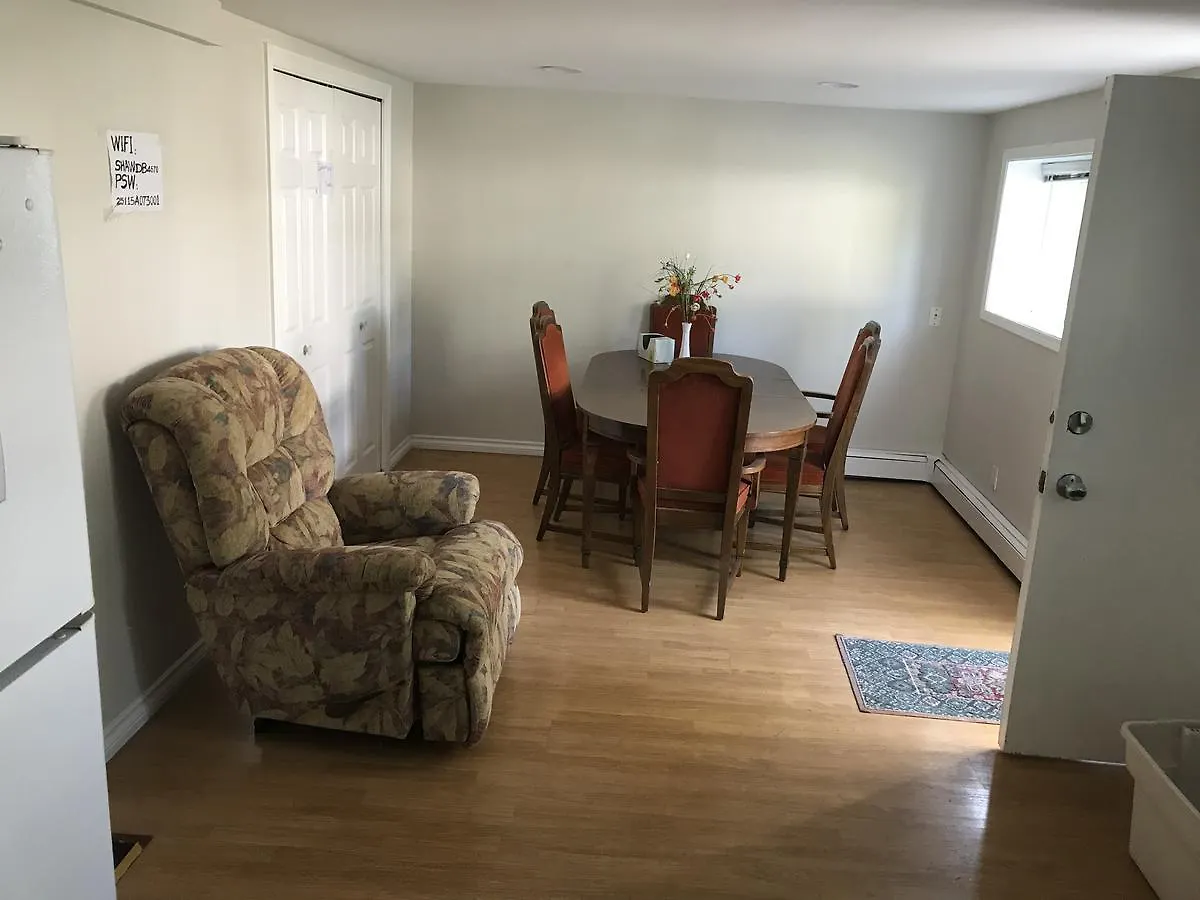 Your Sweet Home In Vancouver Bed and breakfast